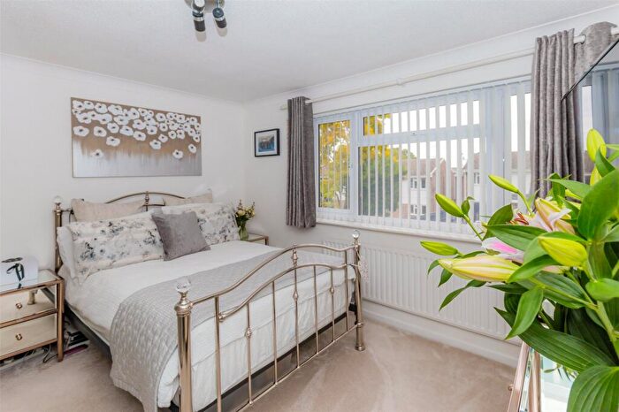 3 Bedroom Terraced House For Sale In Clavell Close, Rainham, Kent, ME8