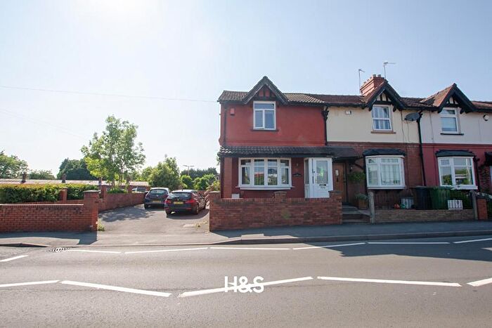 3 Bedroom End Terrace House For Sale In Haslucks Green Road, Shirley, B90