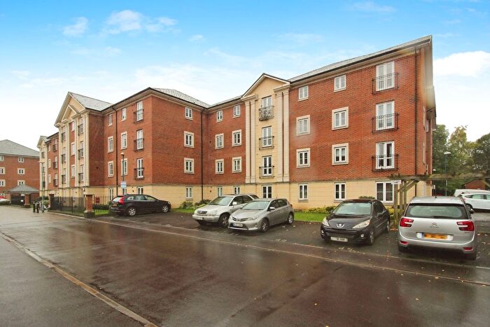 2 Bedroom Flat To Rent In Brunel Crescent, Swindon, SN2