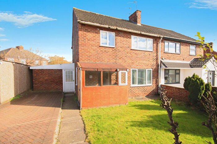 3 Bedroom Semi-Detached House For Sale In Normanville Avenue, Brinsworth, Rotherham, S60