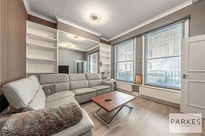 2 Bedroom Flat To Rent In Courtfield Road, London, SW7