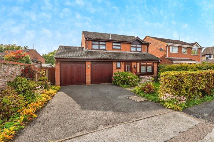 4 Bedroom Detached House For Sale In The Cleeves, Totton, Southampton, Hampshire, SO40