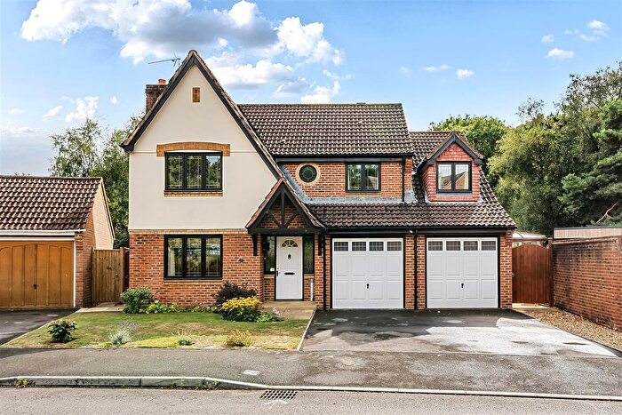 5 Bedroom Detached House For Sale In Liederbach Drive, Verwood, BH31