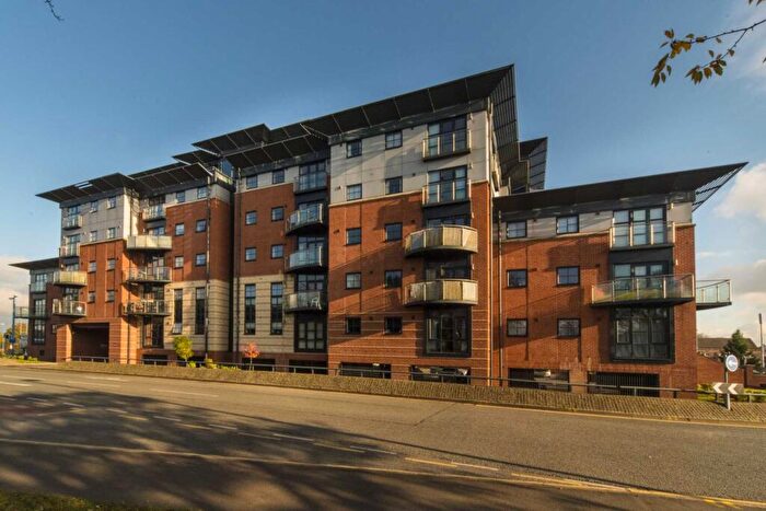 2 Bedroom Apartment To Rent In The Heights, Walsall Road, West Bromwich, B71