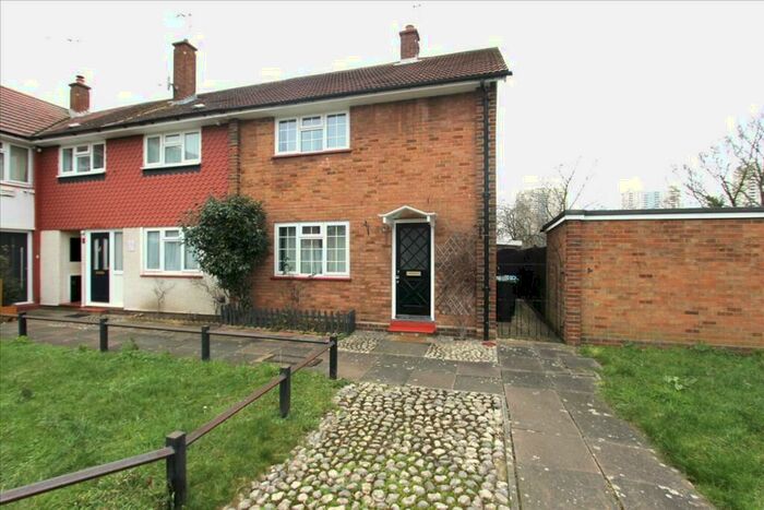 2 Bedroom House To Rent In Barrowfield Road, London, N9