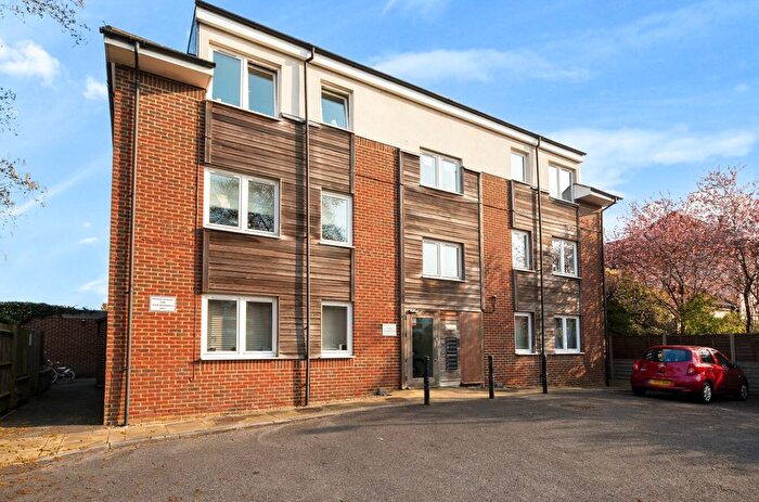 1 Bedroom Flat For Sale In Copers Cope Road, Beckenham, BR3