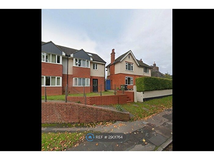 4 Bedroom Semi-Detached House To Rent In Buckingham Road, Milton Keynes, MK3