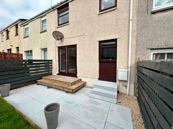 3 Bedroom Terraced House For Sale In Sempill Avenue, Erskine, Renfrewshire, PA8