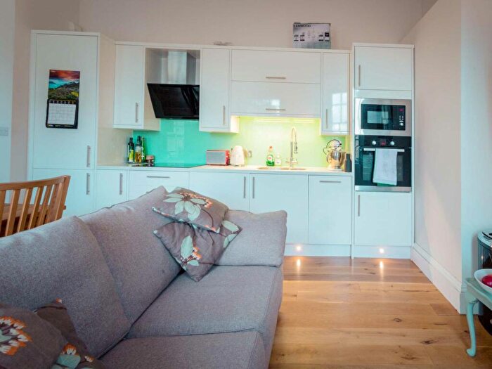 1 Bedroom Apartment To Rent In Rivers Street, Bath, BA1