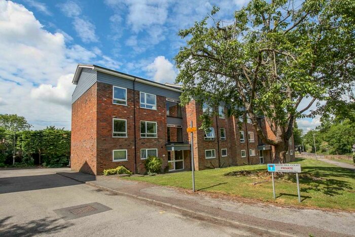 1 Bedroom Flat To Rent In White Hill Court, Berkhamsted, HP4