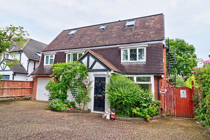 1 Bedroom Parking To Rent In Amersham Road, Little Chalfont, Amersham, Buckinghamshire, HP6