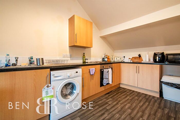 3 Bedroom End Of Terrace House For Sale In Hewitt Street, Leyland, PR25