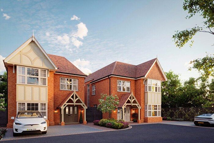 4 Bedroom Detached House For Sale In Clandon Road, Send, Woking, Surrey, GU23