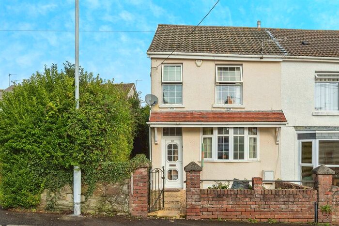 3 Bedroom End Of Terrace House For Sale In Killan Road, Dunvant, Swansea, SA2