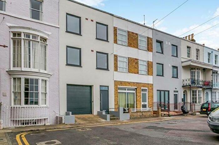 4 Bedroom Terraced House To Rent In Kent Terrace, Ramsgate, Kent, CT11