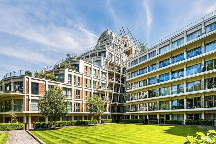 2 Bedroom Flat To Rent In Henry Macaulay Avenue, Kingston Upon Thames, KT2