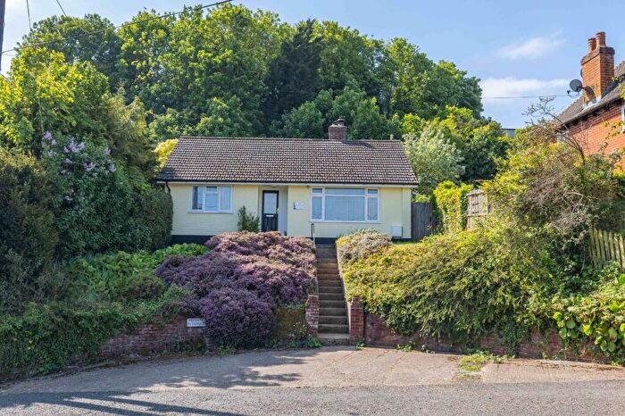 2 Bedroom Bungalow For Sale In Bolts Hill, Chartham, Canterbury, Kent, CT4