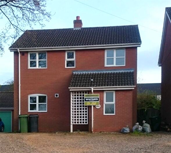 3 Bedroom Detached House To Rent In High Banks, Wymondham, Norfolk, NR18