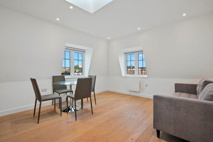 1 Bedroom Flat To Rent In Queens Road, Hendon, NW4