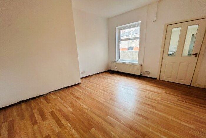 2 Bedroom Property To Rent In Walsh Street, Blackburn, BB2