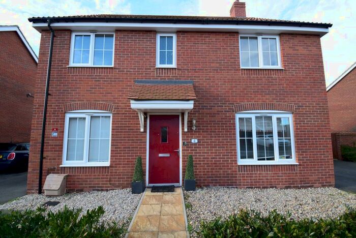 5 Bedroom Detached House To Rent In Minotaur Way, Norwich, NR5