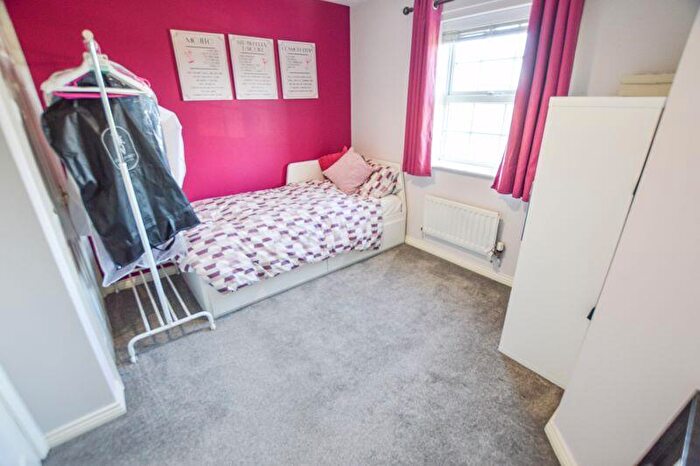 3 Bedroom End Of Terrace House For Sale In Grosvenor Place, NE24