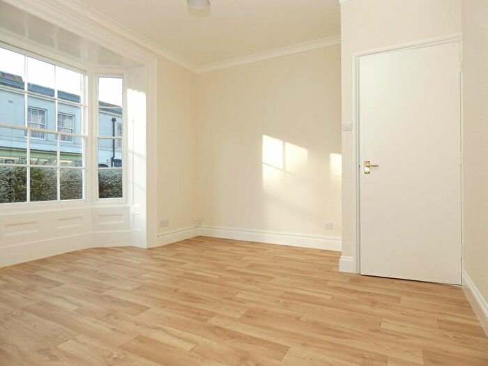 1 Bedroom Flat To Rent In Mortimer Street, Herne Bay, CT6