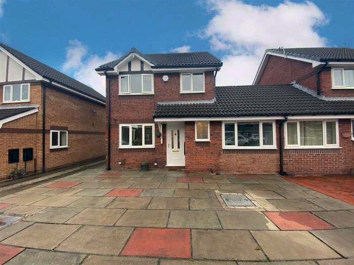 3 Bedroom Semi-Detached House To Rent In Gawsworth Close, Timperley, Altrincham, WA15