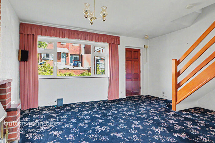 3 Bedroom Semi-Detached House For Sale In Peckforton View, Stoke-On-Trent, ST7