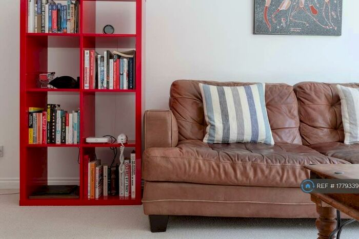 1 Bedroom Flat To Rent In Cambridge Heath Road, London, E2