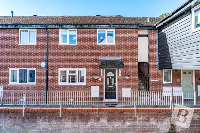3 Bedroom Terraced House For Sale In Jacksons Close, Ongar, Essex, CM5