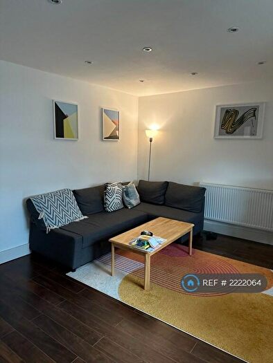 1 Bedroom Flat To Rent In Devonshire House, London, N8