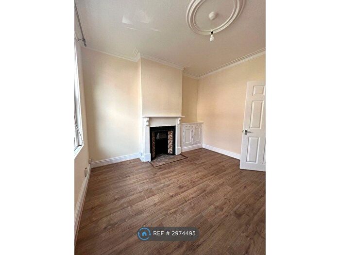 3 Bedroom Terraced House To Rent In Leopold St, Loughborough, LE11