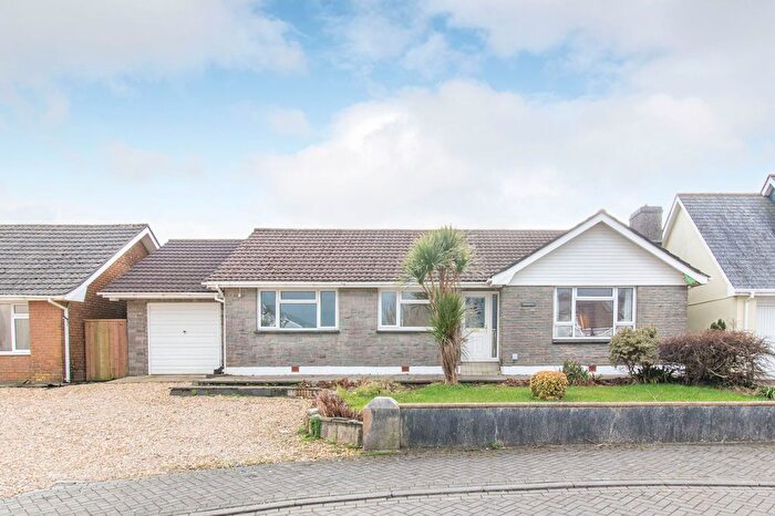 3 Bedroom Detached Bungalow For Sale In Caradon View, St. Cleer, PL14