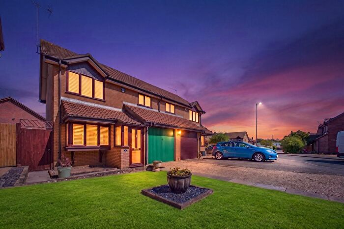 3 Bedroom Semi-Detached House For Sale In Eden Way, Winnersh, Wokingham, Berkshire, RG41