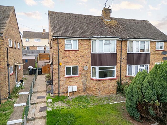 1 Bedroom Maisonette For Sale In Mungo Park Road, Gravesend, Kent, DA12