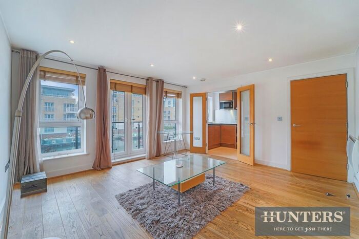 3 Bedroom Flat To Rent In Durham Wharf Drive, Brentford, TW8