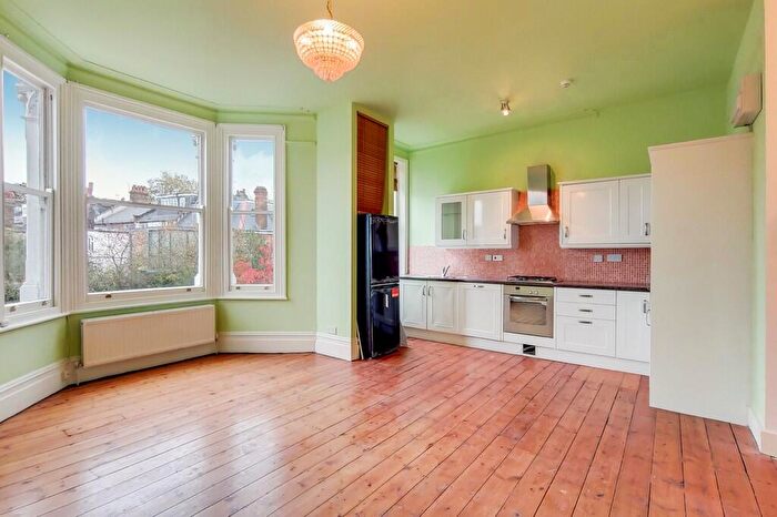 2 Bedroom Flat To Rent In Harvist Road, Queens Park, NW6