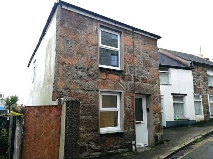 3 Bedroom Semi Detached House For Sale In The Fradgan, Newlyn, Penzance, Cornwall, TR18