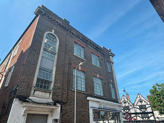 1 Bedroom Flat To Rent In East Street, Tonbridge, TN9