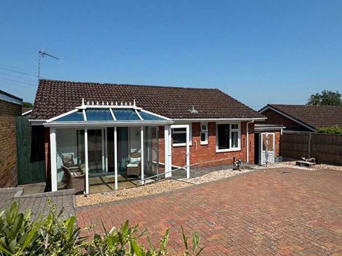 3 Bedroom Detached Bungalow For Sale In Pear Tree Close, Bromyard, HR7