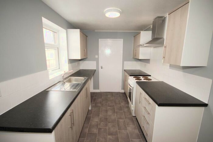 1 Bedroom Flat To Rent In Hope Street, Sheerness, ME12