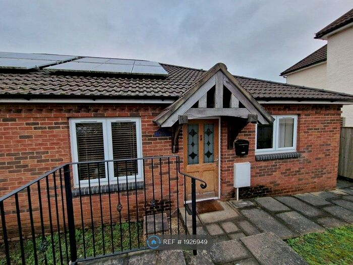 2 Bedroom Bungalow To Rent In Fenswood Mews, Long Ashton, Bristol, BS41