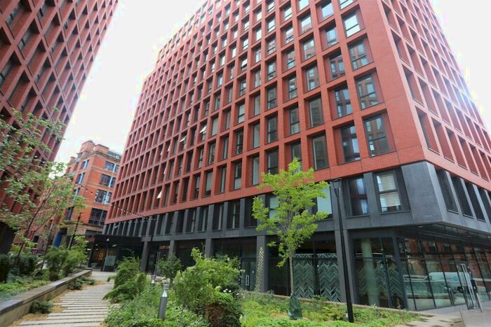 2 Bedroom Apartment To Rent In Manchester New Square, M1