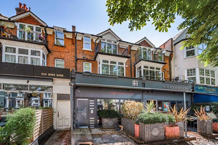 2 Bedroom Flat To Rent In Kew Road, Richmond, TW9