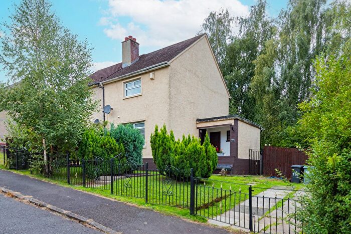 2 Bedroom Semi-detached House For Sale In Fereneze Crescent, Hamilton, ML3