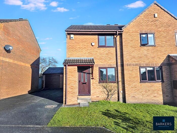2 Bedroom Semi-Detached House To Rent In Brookfield View, Cleckheaton, BD19