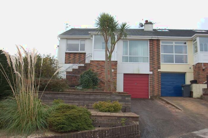2 Bedroom Semi-Detached House To Rent In Kelland Close, Paignton, TQ3