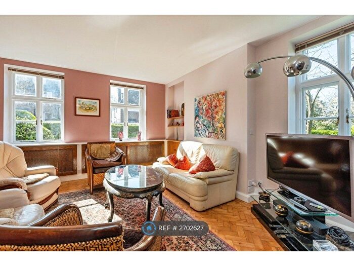 3 Bedroom Flat To Rent In Rotherwick Road, London, NW11