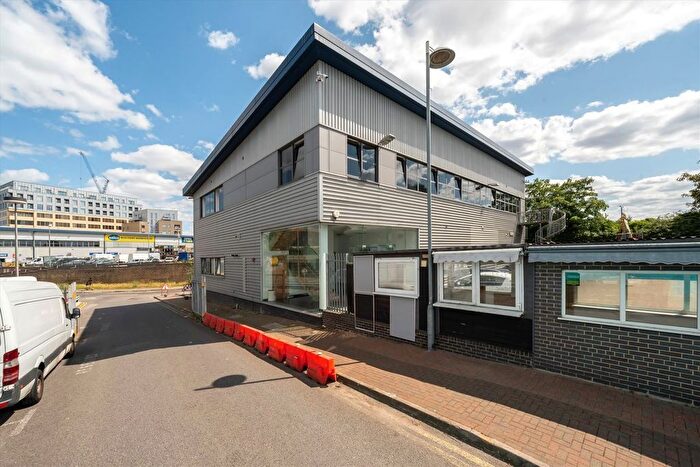 2 Bedroom Flat To Rent In West Gate, Ealing, W5